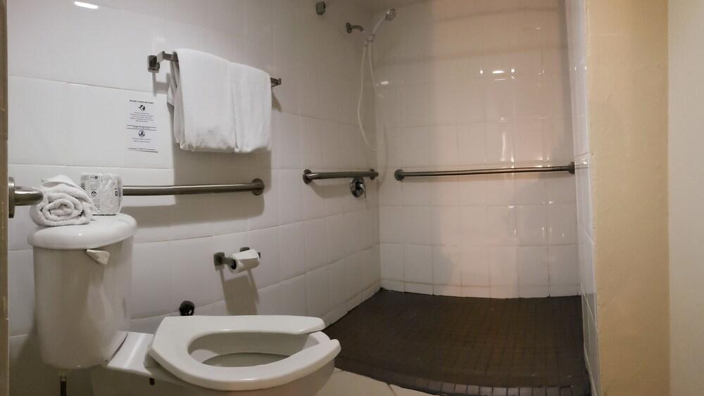 Quality Inn El Tuque ปอนเซ ภายนอก รูปภาพ
